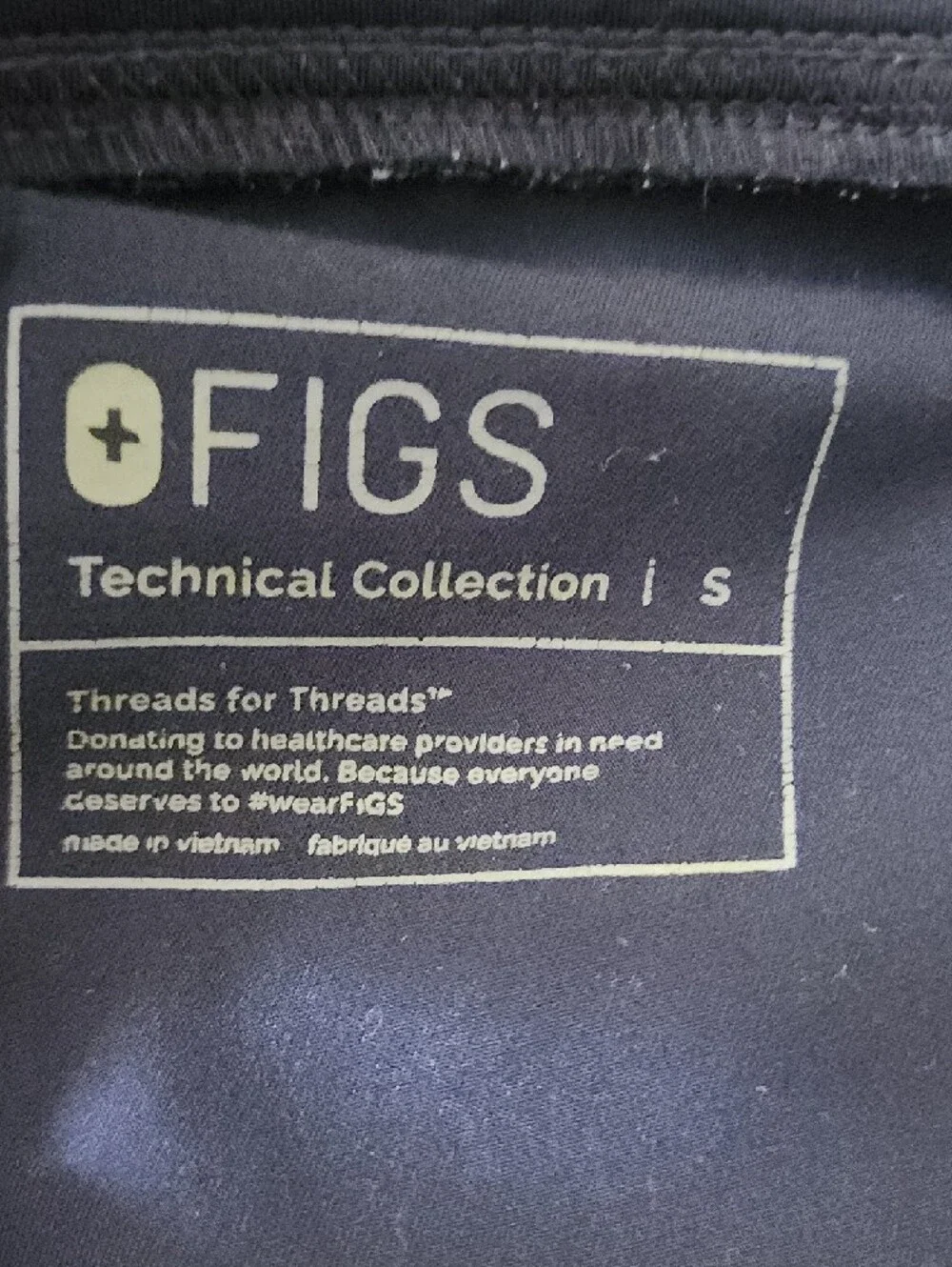 Figs Men's Navy Fig Srubs with Gray Drawstring Small